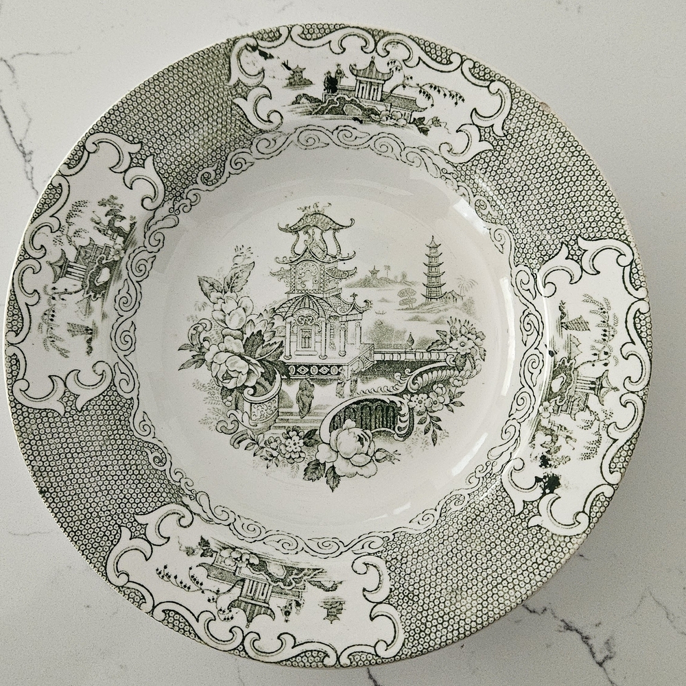 Libertas Prussia Green and White Low Bowl